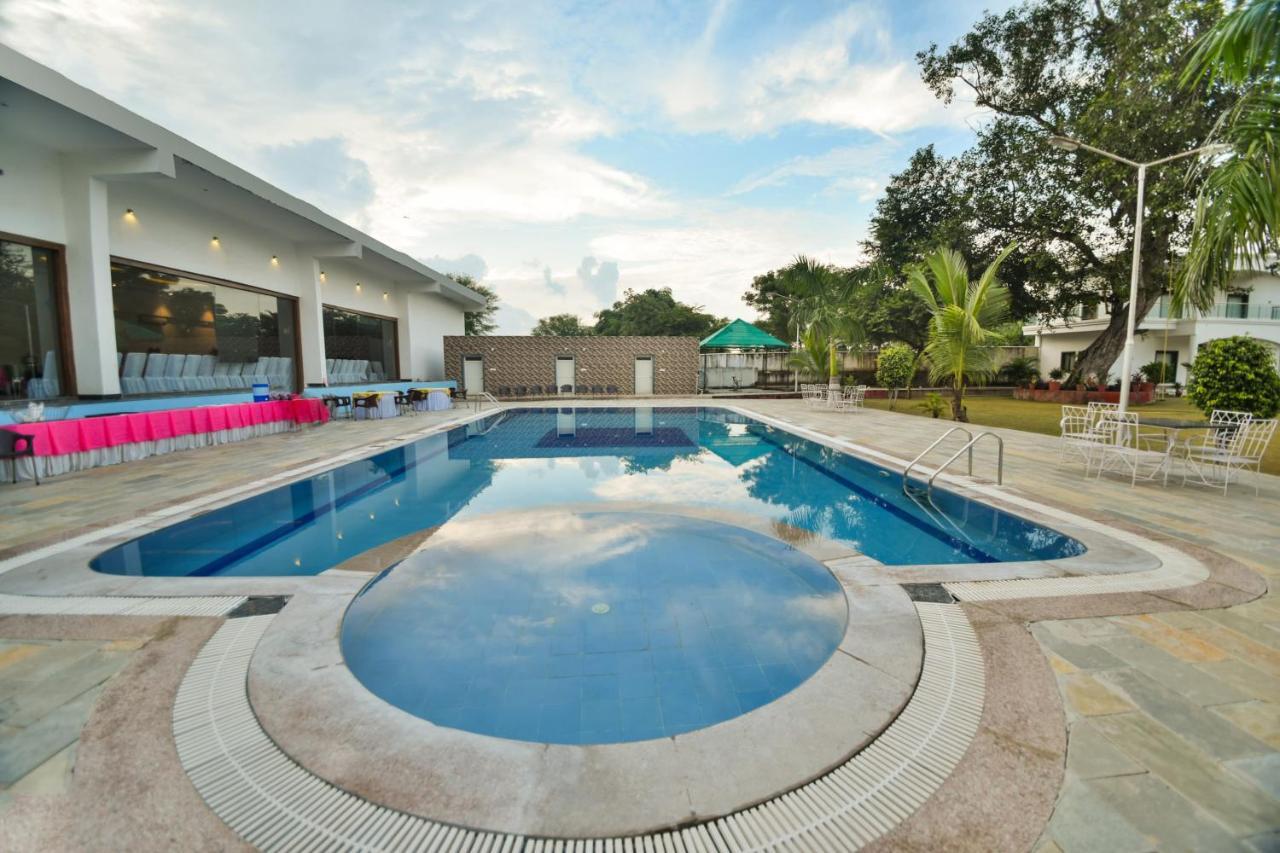 Palette - The Elegance Resort Chittorgarh 外观 照片